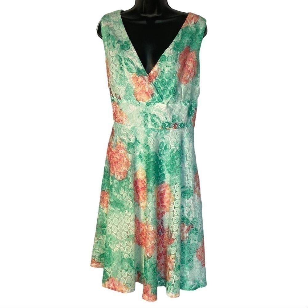 𝅺STUDIO One Floral Dress 16